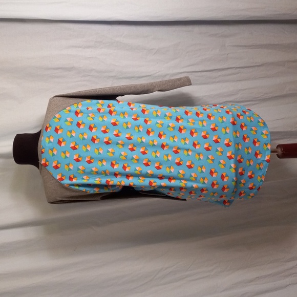 LuLaRoe M Randy Tee Shirt 3/4 Sleeve Blue Geometric Grey - Picture 5 of 8